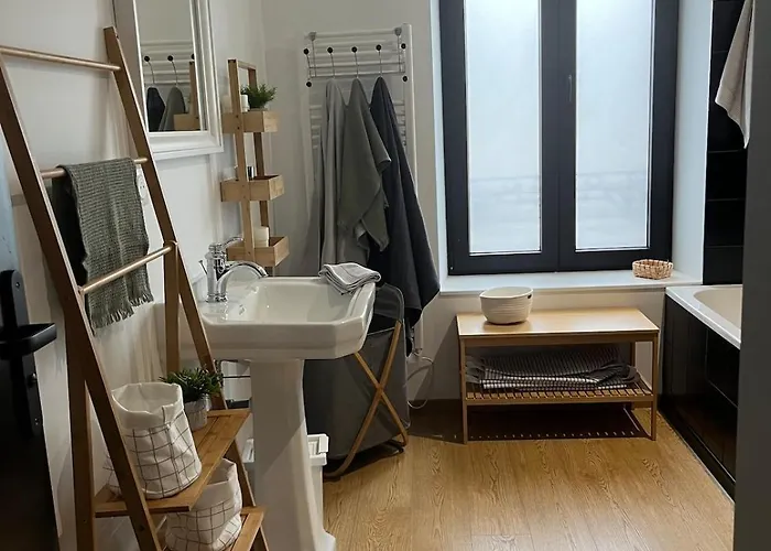 度假居 Victory Omaha